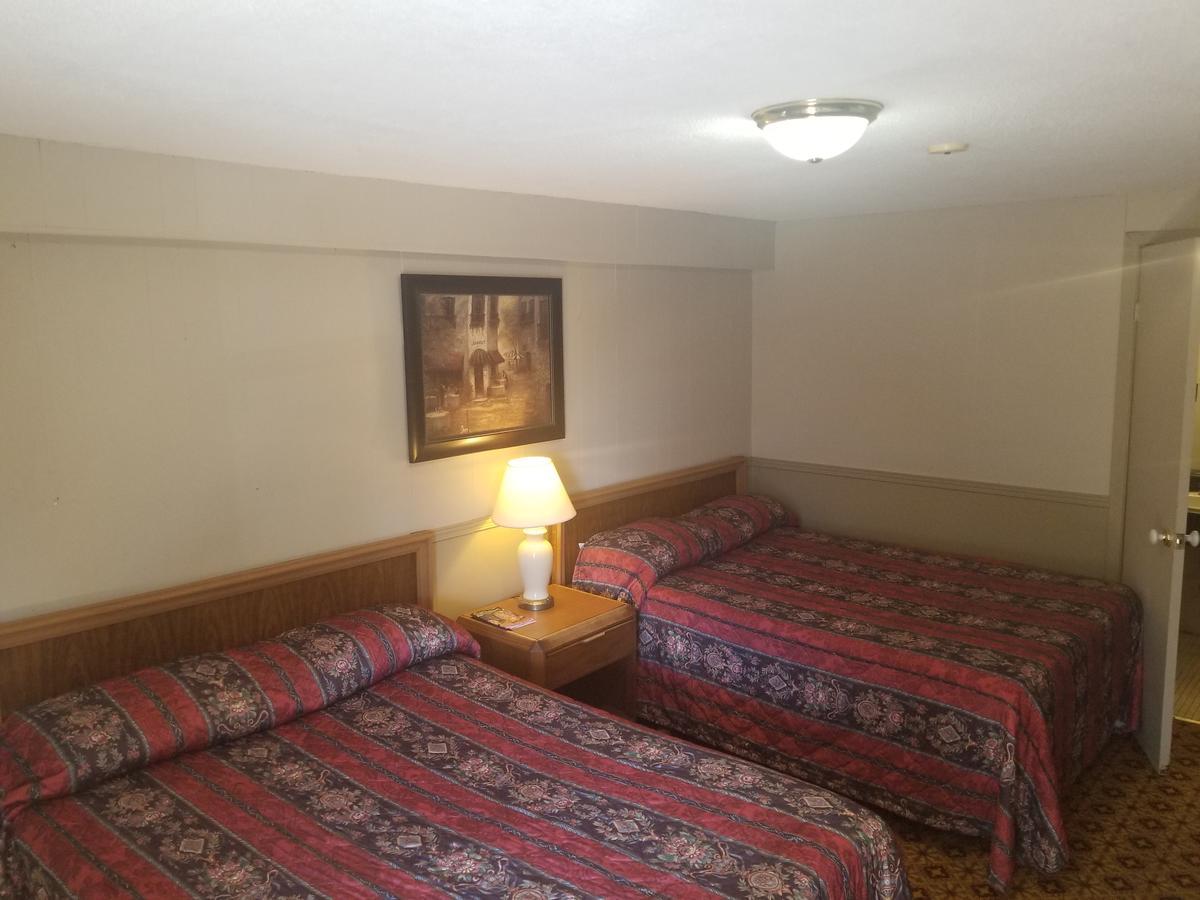 Twin Oaks Motel Orono Kültér fotó